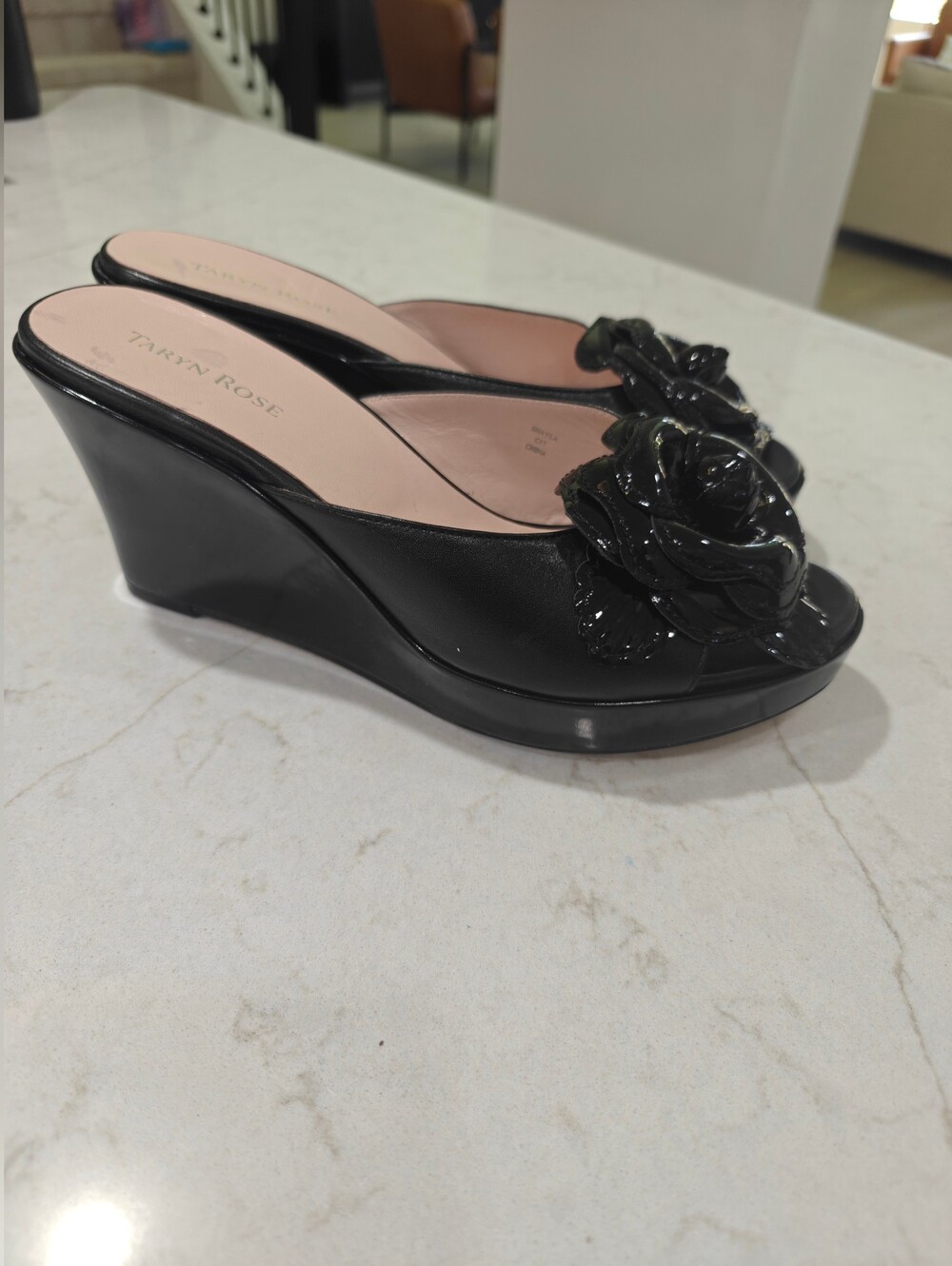 TARYN ROSE Shoes 9 - Picture 2 of 3